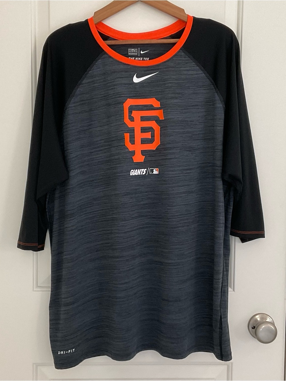 Men’s San Francisco Giants Nike Black Velocity 3/4 Raglon Sleeve T Shirt XXL